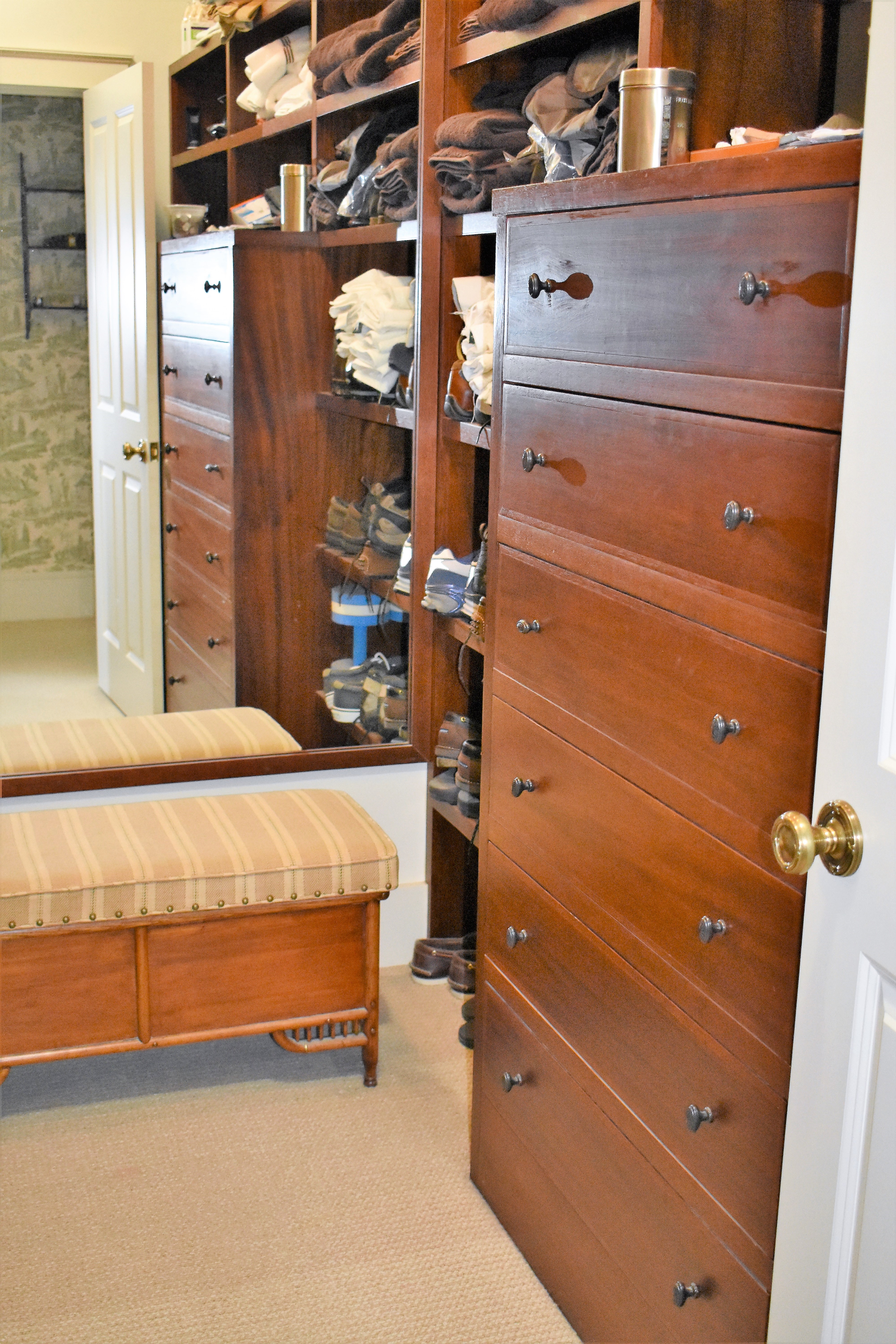 Custom built-in closet storage