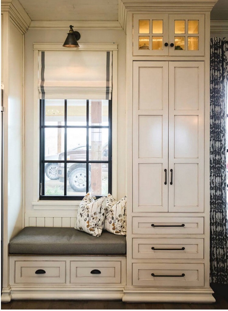 mudroom storage