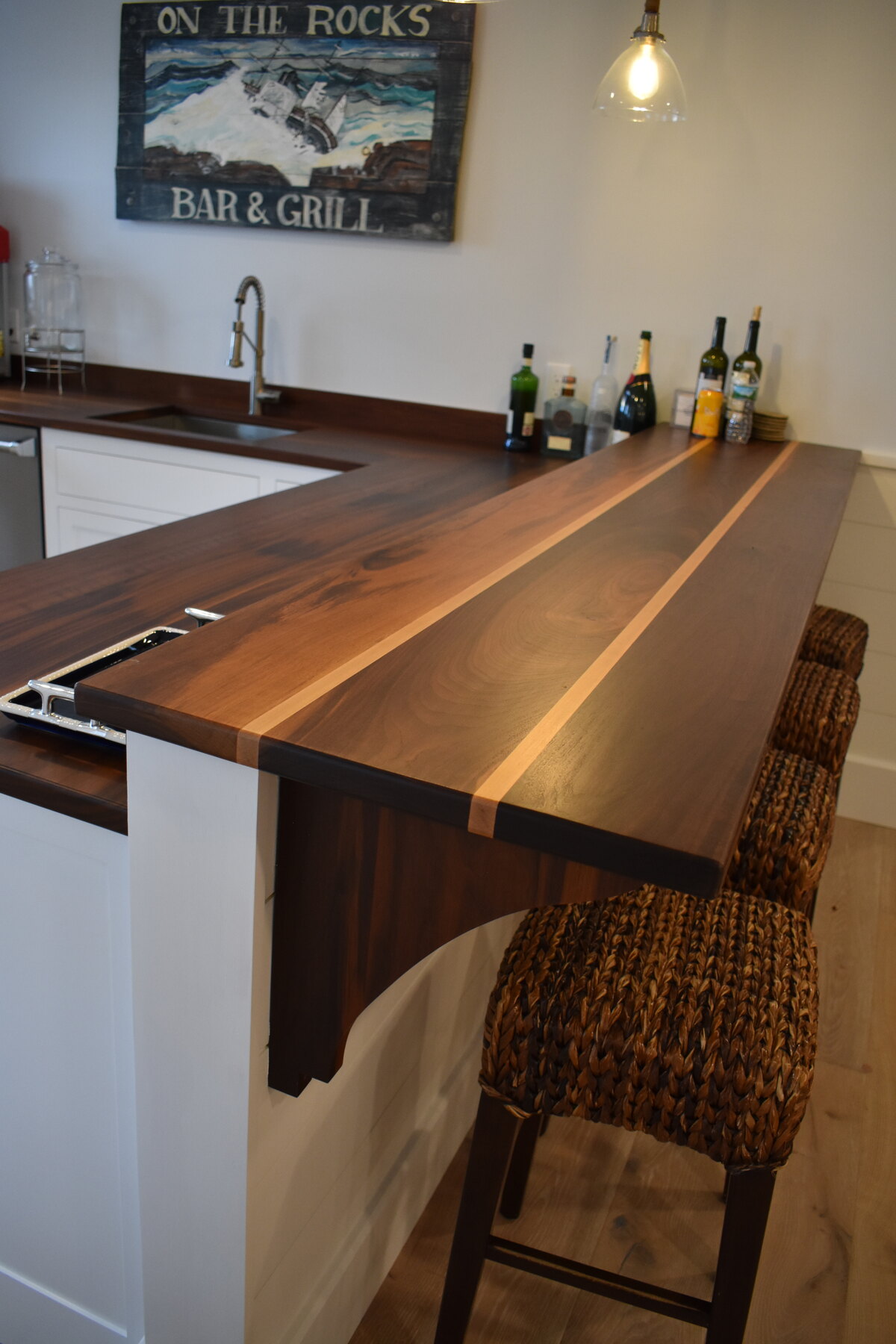 White kitchen island detail